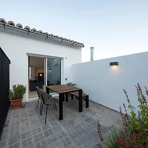 Atico Casaenmedio Apartamento