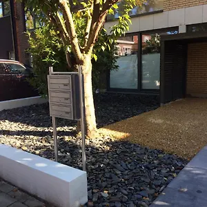 Akker Terras Met Jacuzzi , Mortsel Belgien